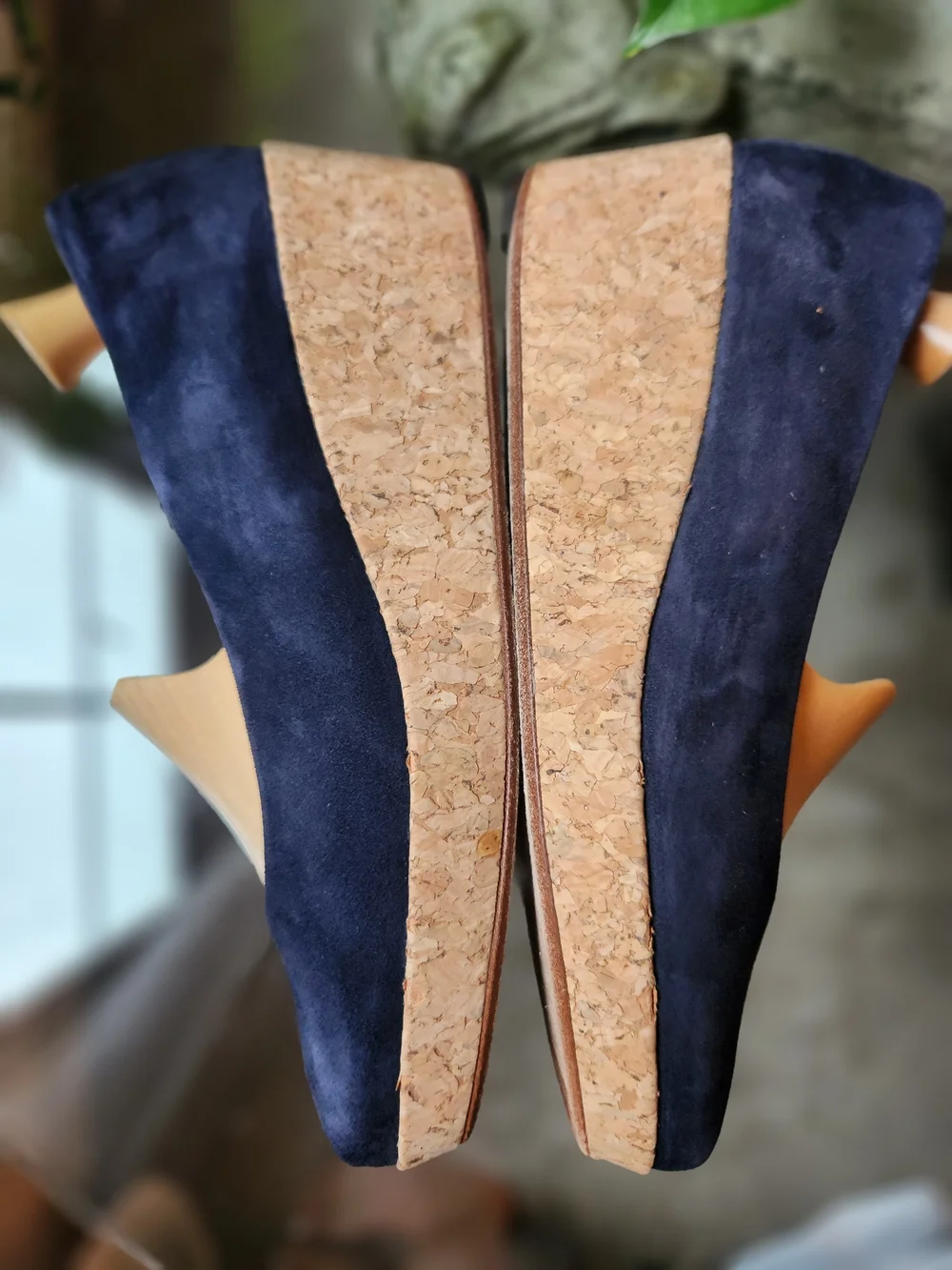 Brooks Brothers Women 9 Navy Blue Suede  Round Toe Cork Wedge Pump Made In Spain